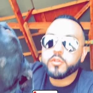 Meet your Posher, Emanuel